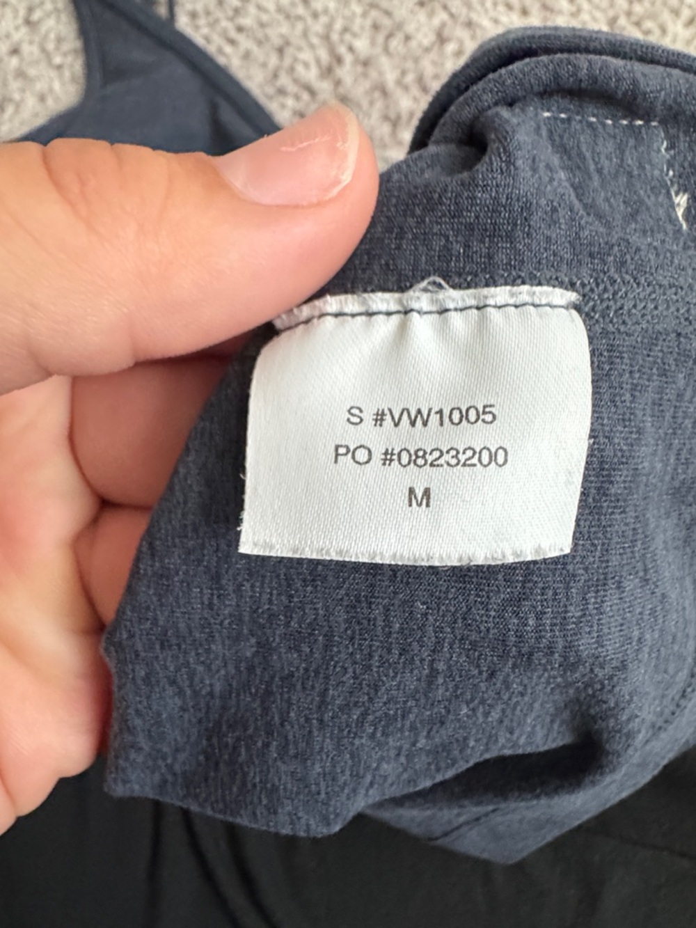 Vuori Women's Halo Performance Crop in Heather Azure Blue - Picture 4 of 6